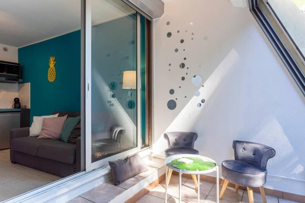Chez Alexandra - Elegant Studio Avec Parking A Proximite Des Plages Λα Γκραντ-Μοτ Εξωτερικό φωτογραφία